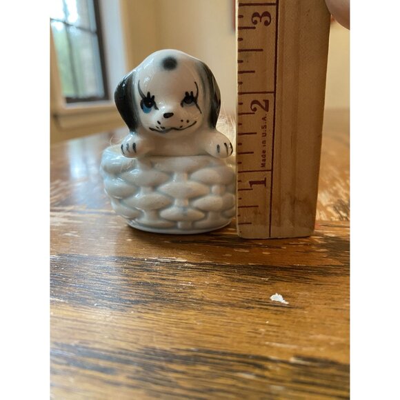 Vintage Ceramic Dog In Basket MCM - Picture 5 of 6